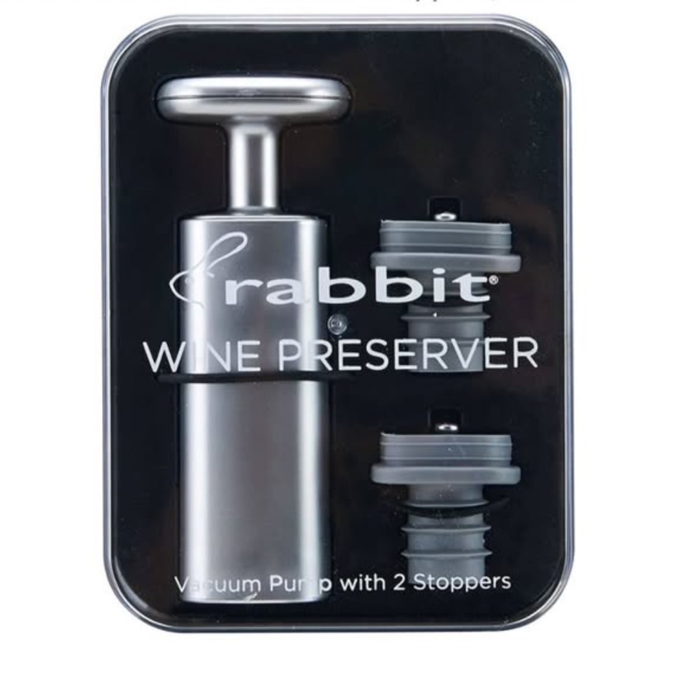 Rabbit Wine Preserver with Vacuum Stoppers silver new